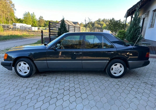 Mercedes-Benz W124 (1984-1993) cena 23900 przebieg: 244020, rok produkcji 1991 z Nowy Sącz małe 379